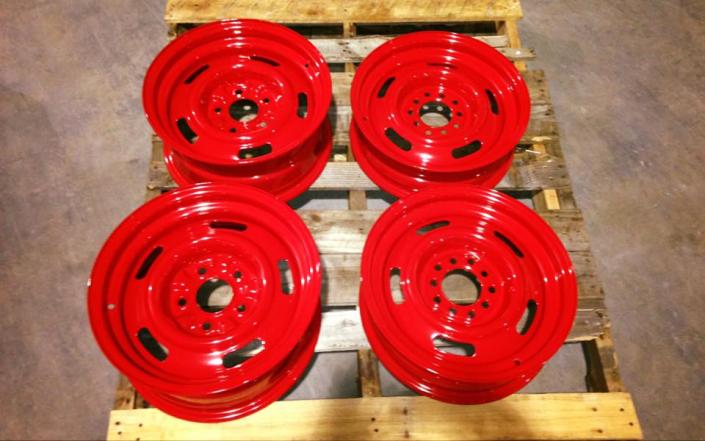 Be bold and different with a candy red color for your rims! 